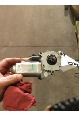 FREIGHTLINER CASCADIA 113 DOOR WINDOW REGULATOR