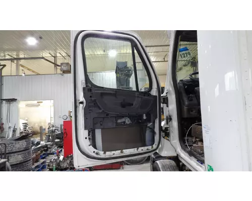 FREIGHTLINER CASCADIA 113 DOOR WINDOW REGULATOR