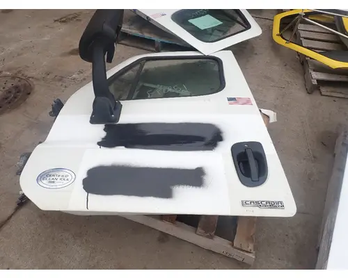FREIGHTLINER CASCADIA 113 Door Assembly, Front