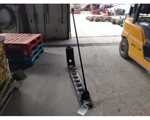 FREIGHTLINER CASCADIA 113 EXHAUSTMUFFLER BRACKET