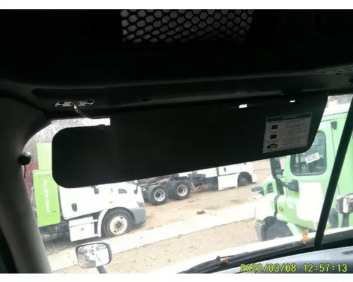 FREIGHTLINER CASCADIA 113 EXTERIOR SUN VISOR