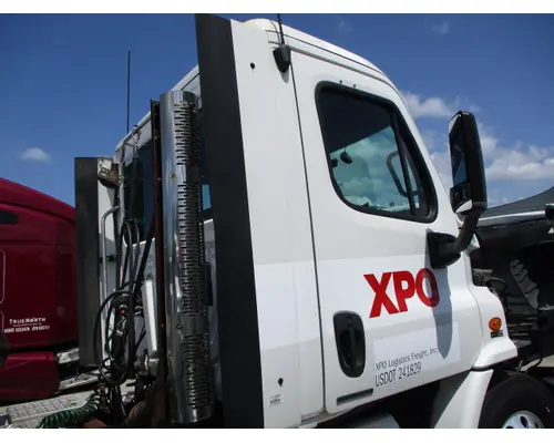 FREIGHTLINER CASCADIA 113 FAIRING, SLEEPER