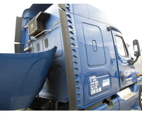 FREIGHTLINER CASCADIA 113 FAIRING, SLEEPER