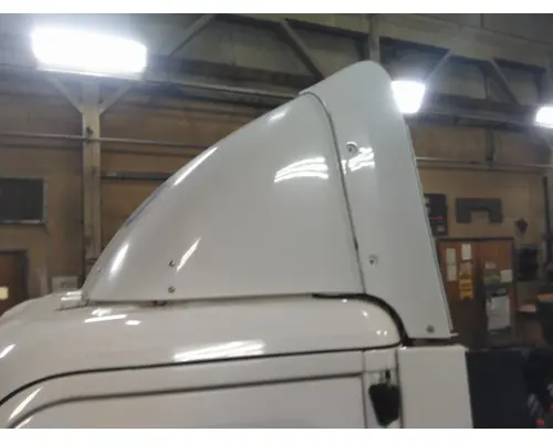 FREIGHTLINER CASCADIA 113 FAIRING, WIND DEFLECTOR ROOF
