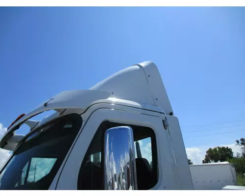 FREIGHTLINER CASCADIA 113 FAIRING, WIND DEFLECTOR ROOF