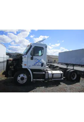 FREIGHTLINER CASCADIA 113 FAIRING, WIND DEFLECTOR ROOF