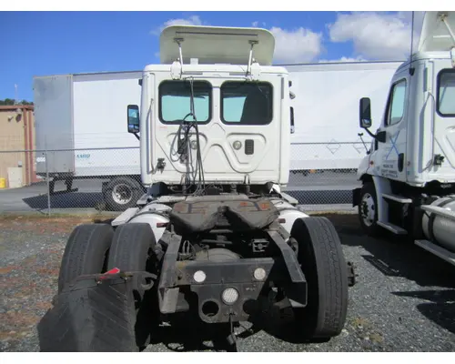 FREIGHTLINER CASCADIA 113 FAIRING, WIND DEFLECTOR ROOF
