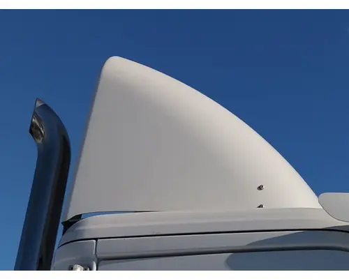 FREIGHTLINER CASCADIA 113 FAIRING, WIND DEFLECTOR ROOF