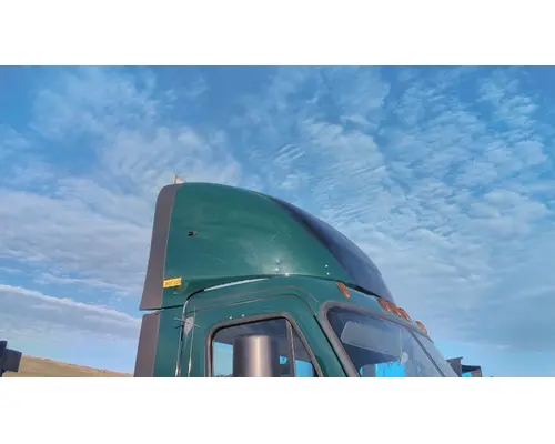 FREIGHTLINER CASCADIA 113 FAIRING, WIND DEFLECTOR ROOF