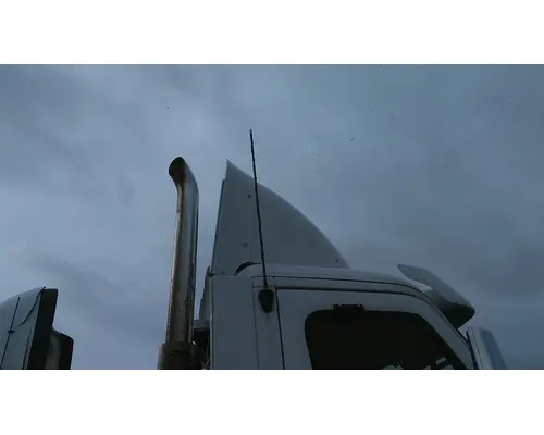 FREIGHTLINER CASCADIA 113 FAIRING, WIND DEFLECTOR ROOF