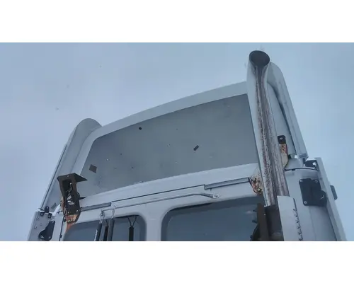 FREIGHTLINER CASCADIA 113 FAIRING, WIND DEFLECTOR ROOF