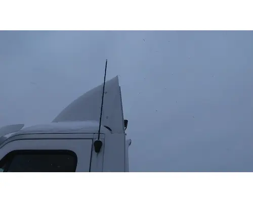 FREIGHTLINER CASCADIA 113 FAIRING, WIND DEFLECTOR ROOF