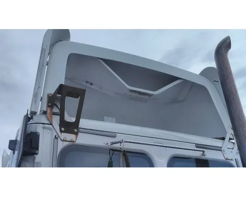 FREIGHTLINER CASCADIA 113 FAIRING, WIND DEFLECTOR ROOF