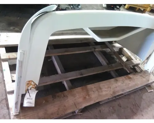 FREIGHTLINER CASCADIA 113 FAIRING, WIND DEFLECTOR ROOF