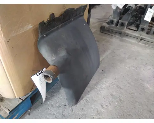 FREIGHTLINER CASCADIA 113 FENDER, QUARTERHALF REAR