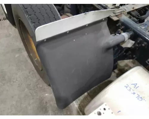 FREIGHTLINER CASCADIA 113 FENDER, QUARTERHALF REAR