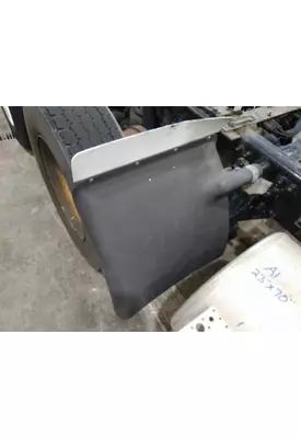 FREIGHTLINER CASCADIA 113 FENDER, QUARTER/HALF REAR