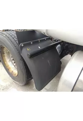 FREIGHTLINER CASCADIA 113 FENDER, QUARTER/HALF REAR