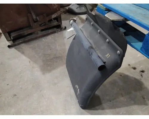 FREIGHTLINER CASCADIA 113 FENDER, QUARTERHALF REAR