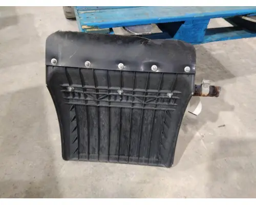 FREIGHTLINER CASCADIA 113 FENDER, QUARTERHALF REAR