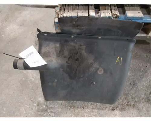 FREIGHTLINER CASCADIA 113 FENDER, QUARTERHALF REAR