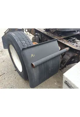 FREIGHTLINER CASCADIA 113 FENDER, QUARTER/HALF REAR