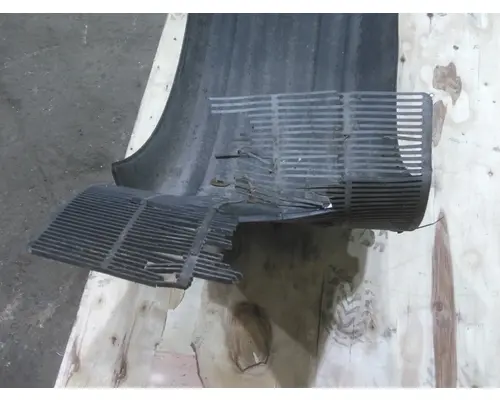 FREIGHTLINER CASCADIA 113 FENDER, QUARTERHALF REAR