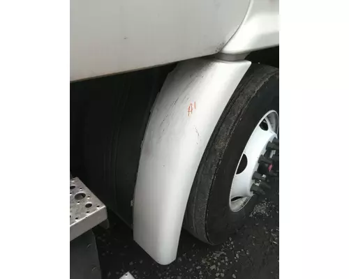 FREIGHTLINER CASCADIA 113 FENDER, SPLASH SHIELDGUARD