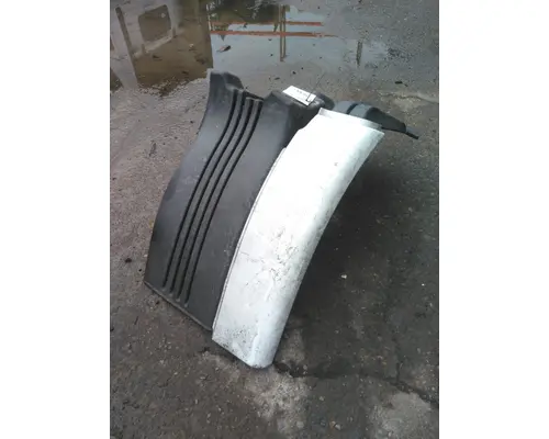 FREIGHTLINER CASCADIA 113 FENDER, SPLASH SHIELDGUARD