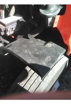 FREIGHTLINER CASCADIA 113 FENDER, SPLASH SHIELD/GUARD