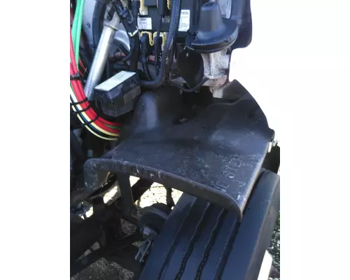 FREIGHTLINER CASCADIA 113 FENDER, SPLASH SHIELDGUARD