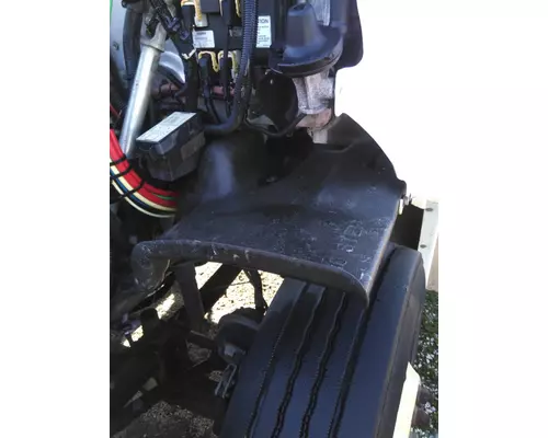 FREIGHTLINER CASCADIA 113 FENDER, SPLASH SHIELDGUARD