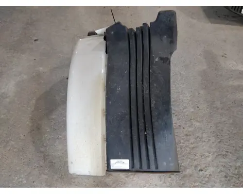 FREIGHTLINER CASCADIA 113 FENDER, SPLASH SHIELDGUARD