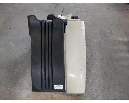 FREIGHTLINER CASCADIA 113 FENDER, SPLASH SHIELDGUARD