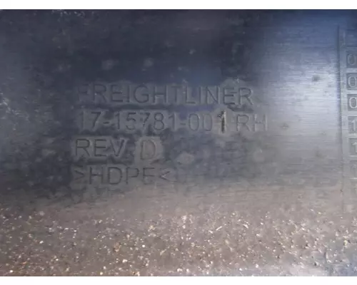 FREIGHTLINER CASCADIA 113 FENDER, SPLASH SHIELDGUARD