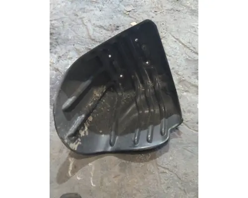 FREIGHTLINER CASCADIA 113 FENDER, SPLASH SHIELDGUARD