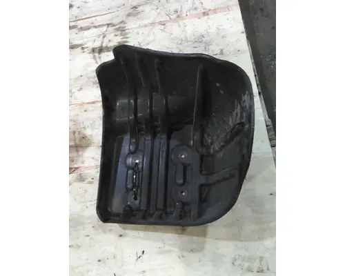 FREIGHTLINER CASCADIA 113 FENDER, SPLASH SHIELDGUARD