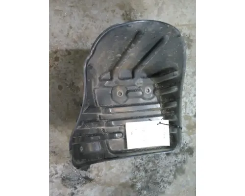 FREIGHTLINER CASCADIA 113 FENDER, SPLASH SHIELDGUARD