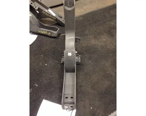 FREIGHTLINER CASCADIA 113 FENDER BRACKETMOUNT