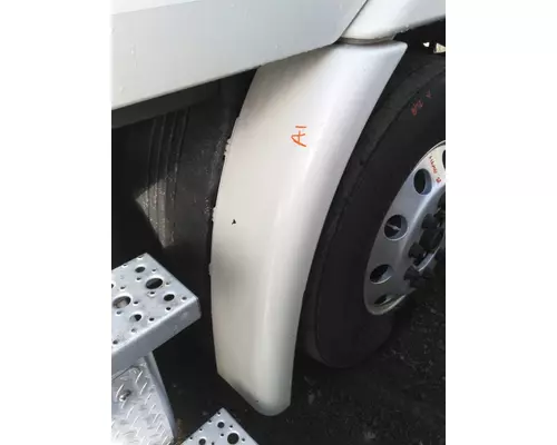 FREIGHTLINER CASCADIA 113 FENDER EXTENSION