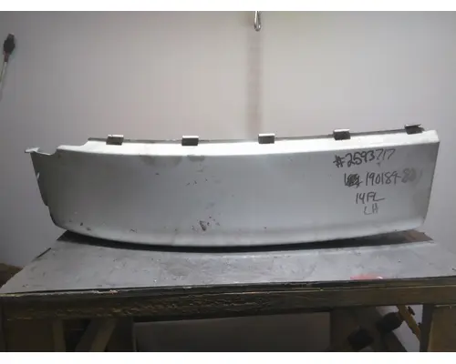 FREIGHTLINER CASCADIA 113 FENDER EXTENSION