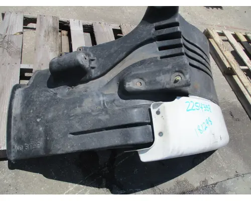 FREIGHTLINER CASCADIA 113 FENDER EXTENSION