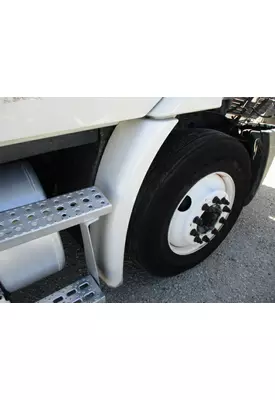 FREIGHTLINER CASCADIA 113 FENDER EXTENSION