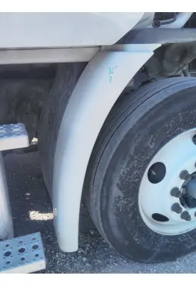 FREIGHTLINER CASCADIA 113 FENDER EXTENSION