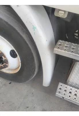 FREIGHTLINER CASCADIA 113 FENDER EXTENSION
