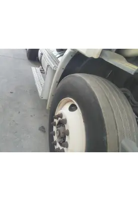 FREIGHTLINER CASCADIA 113 FENDER EXTENSION