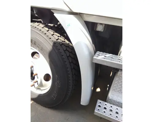 FREIGHTLINER CASCADIA 113 FENDER EXTENSION