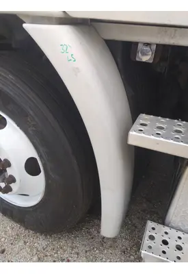 FREIGHTLINER CASCADIA 113 FENDER EXTENSION