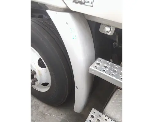 FREIGHTLINER CASCADIA 113 FENDER EXTENSION