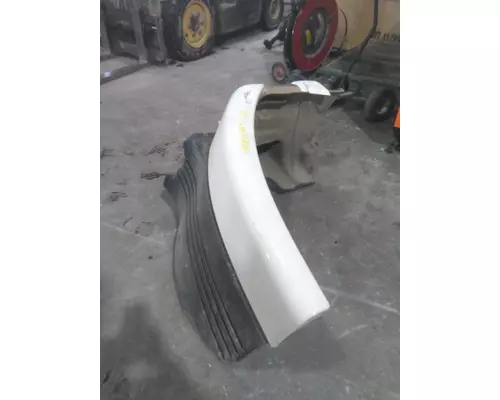 FREIGHTLINER CASCADIA 113 FENDER EXTENSION